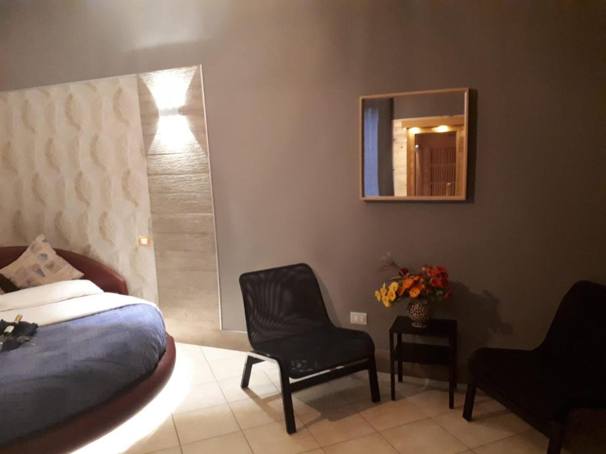Thaire Resort Castel Volturno Eksteriør billede