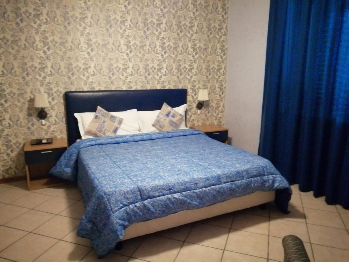 Thaire Resort Castel Volturno Eksteriør billede
