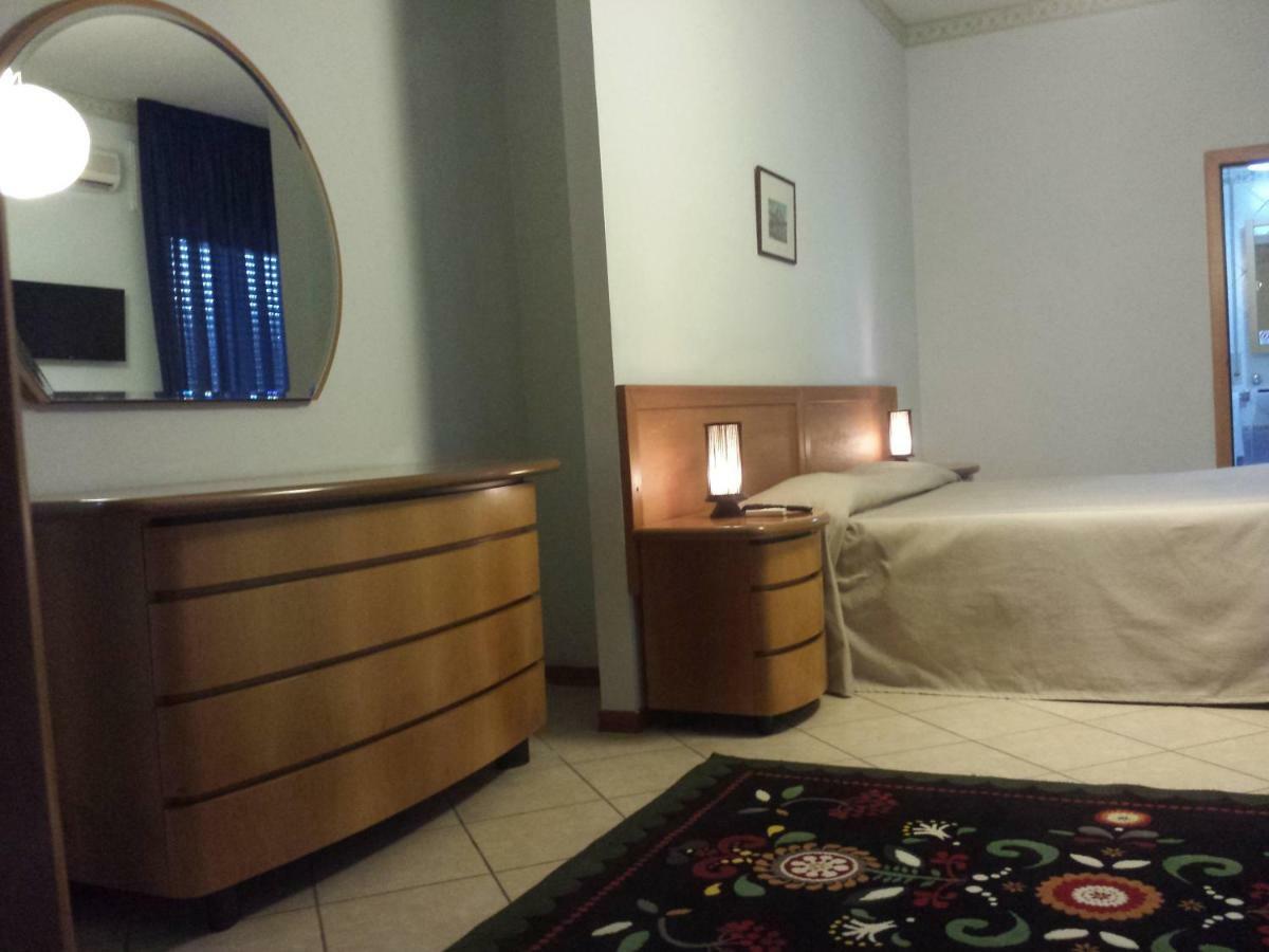 Thaire Resort Castel Volturno Eksteriør billede