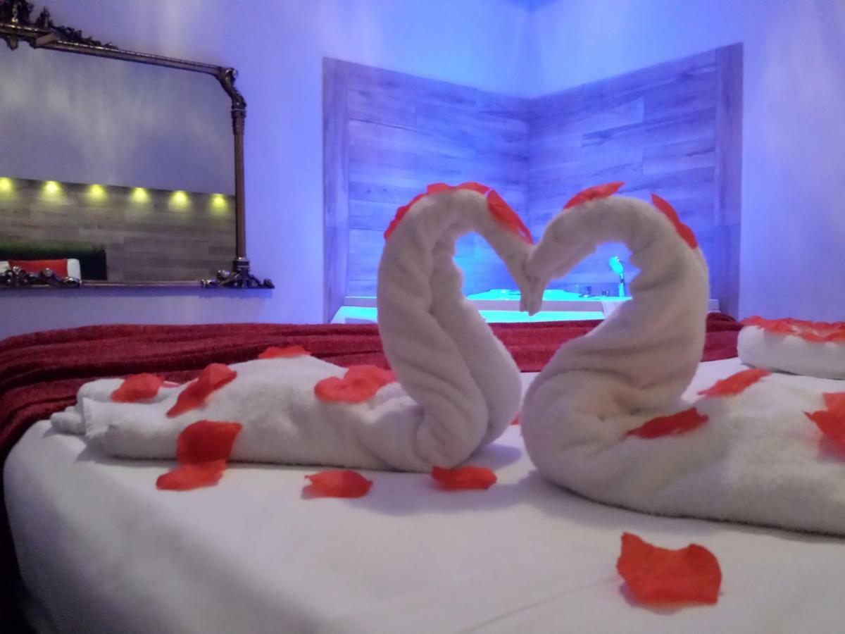 Thaire Resort Castel Volturno Eksteriør billede