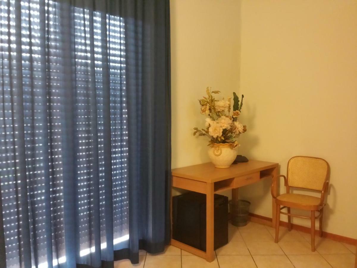 Thaire Resort Castel Volturno Eksteriør billede