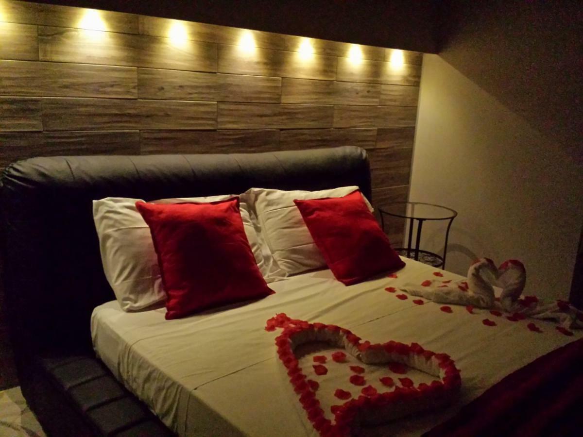 Thaire Resort Castel Volturno Eksteriør billede