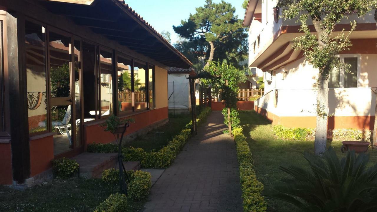 Thaire Resort Castel Volturno Eksteriør billede